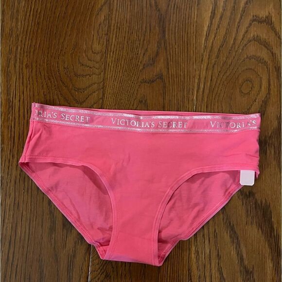 Victoria’s Secret (NWT) pinky coral xs hiphugger panties - Picture 1 of 4